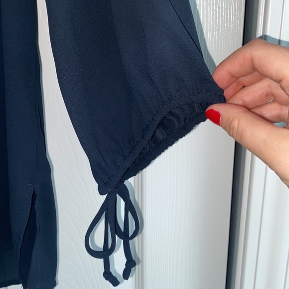 Banana Republic Blouse - Picture 3 of 4